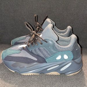 Yeezy boost 700 size 6 US Ladie’s